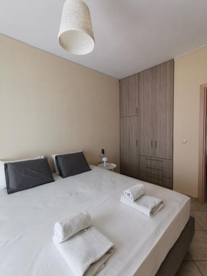 Marine Apartments Venetiko Paralia Agias Foteinis 외부 사진