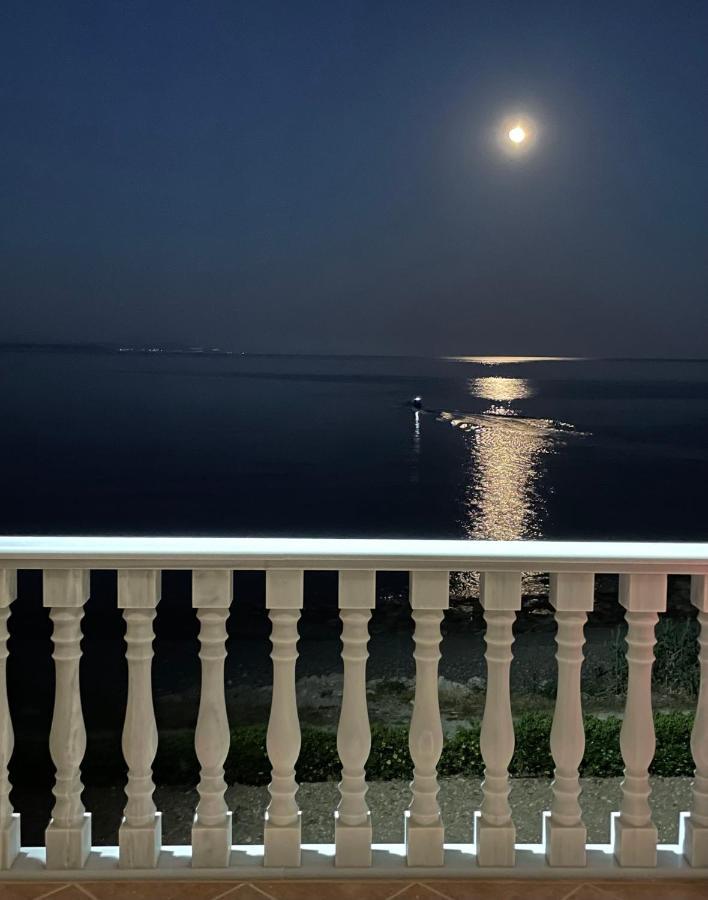 Marine Apartments Venetiko Paralia Agias Foteinis 외부 사진