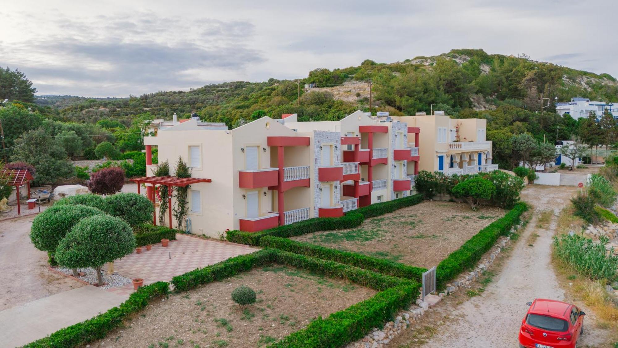 Marine Apartments Venetiko Paralia Agias Foteinis 외부 사진